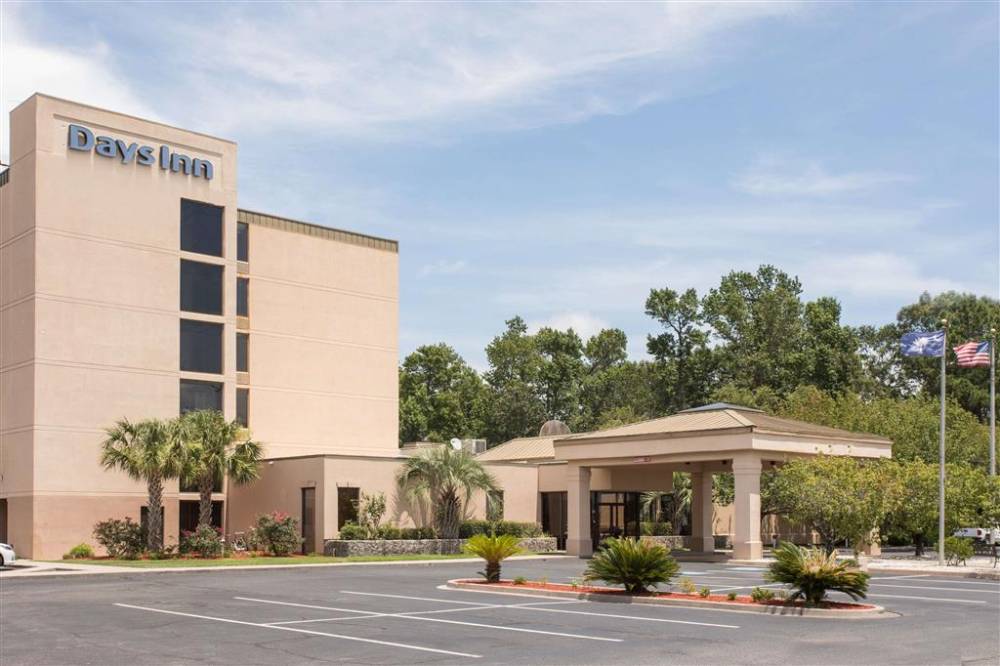 Days Inn By Wyndham Myrtle Beach 1