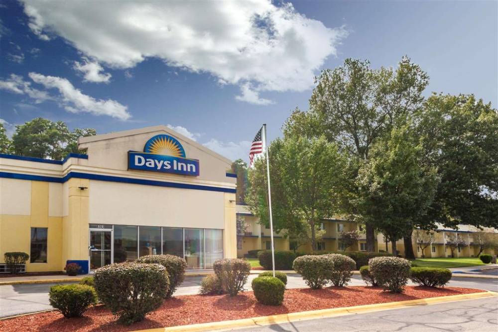 Days Inn By Wyndham Portage 1