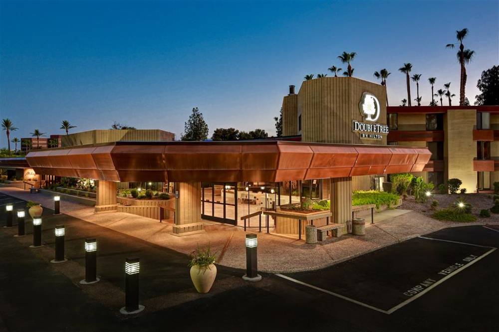 Doubletree By Hilton Phoenix-tempe, Az 1