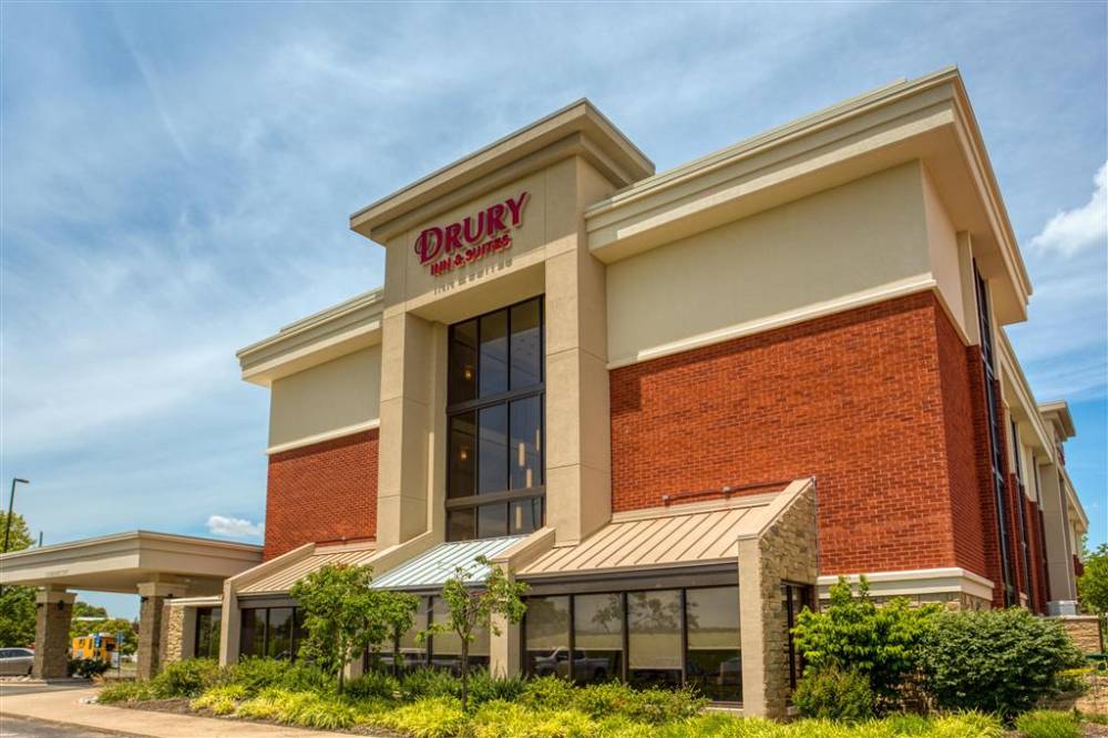 Drury Inn And Suites St Louis Fairview Heights 1