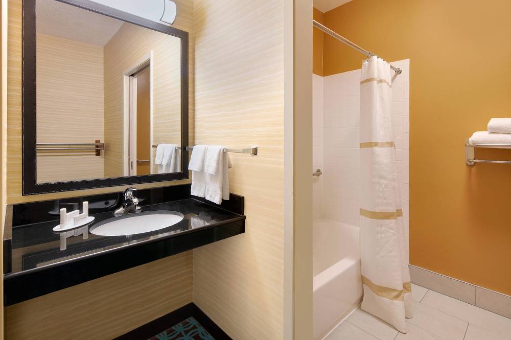 Fairfield Inn And Suites By Marriott Austin-university Area 1