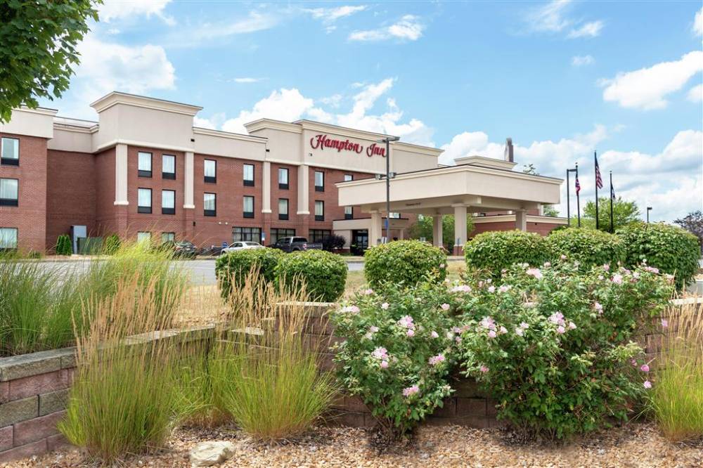 Hampton Inn Akron-south 1