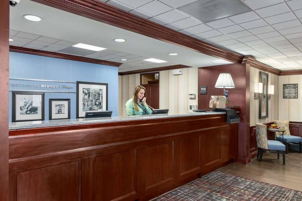 Hampton Inn And Suites Cleveland-beachwood 3