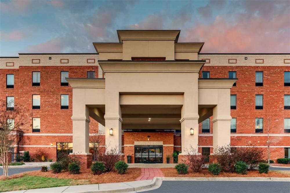 Hampton Inn And Suites Hartsville 1