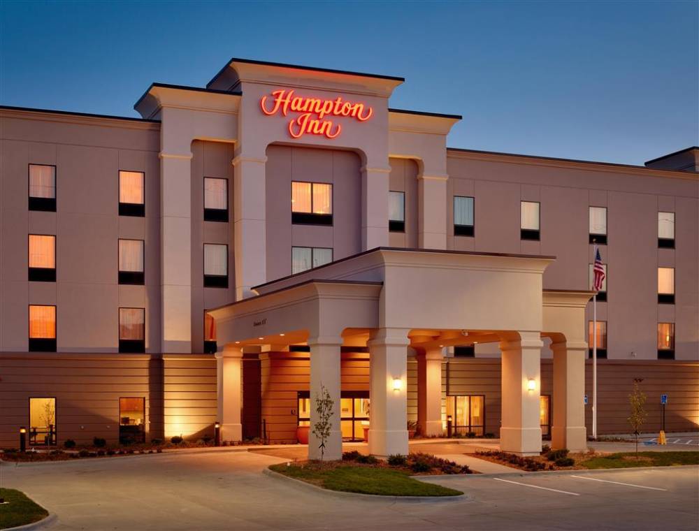 Hampton Inn Omaha/west Dodge Road (old Mill) 1