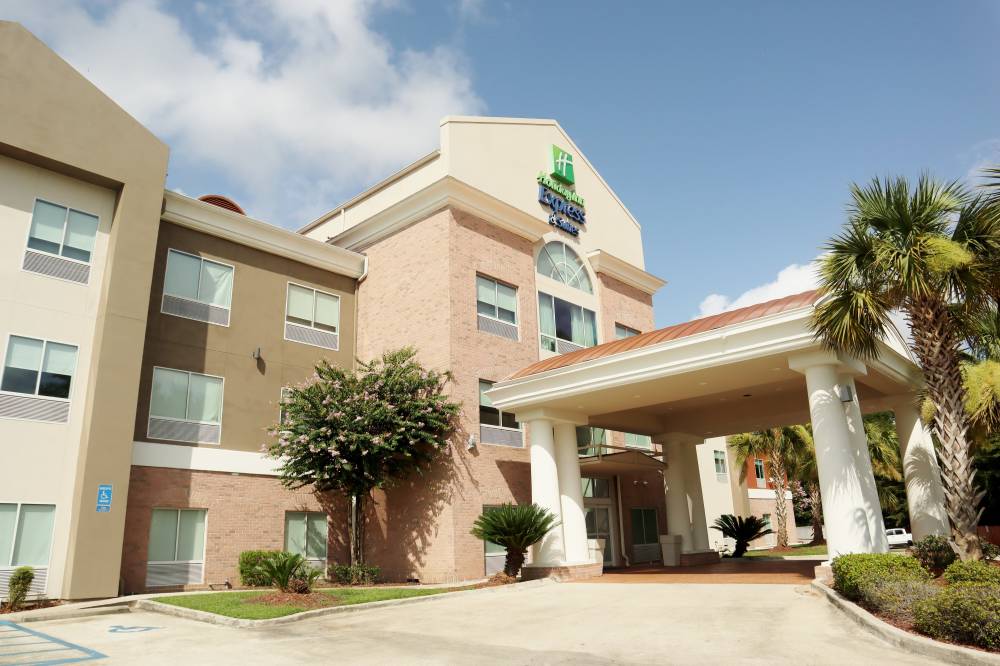 Holiday Inn Exp Baton Rouge N 1