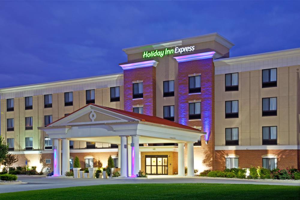 Holiday Inn Exp - Southeast 3