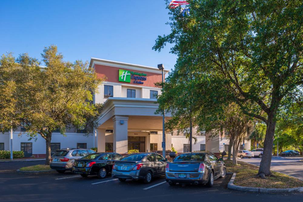 Holiday Inn Exp Stes Anderson 9