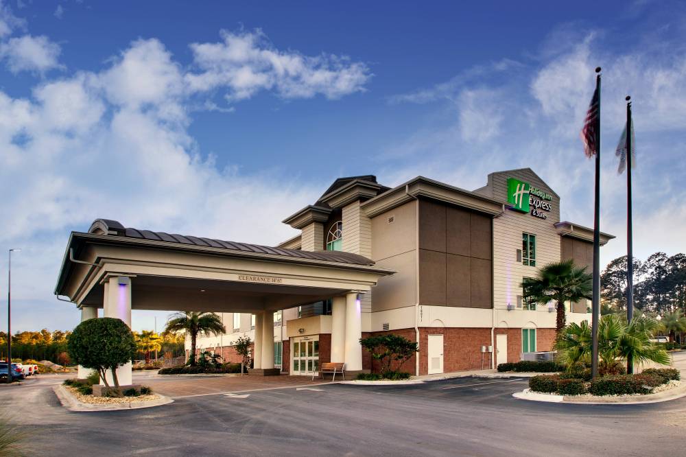 Holiday Inn Exp Stes Yulee 5