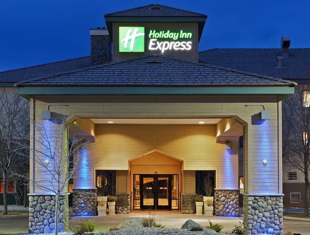 Holiday Inn Express Fallon 4