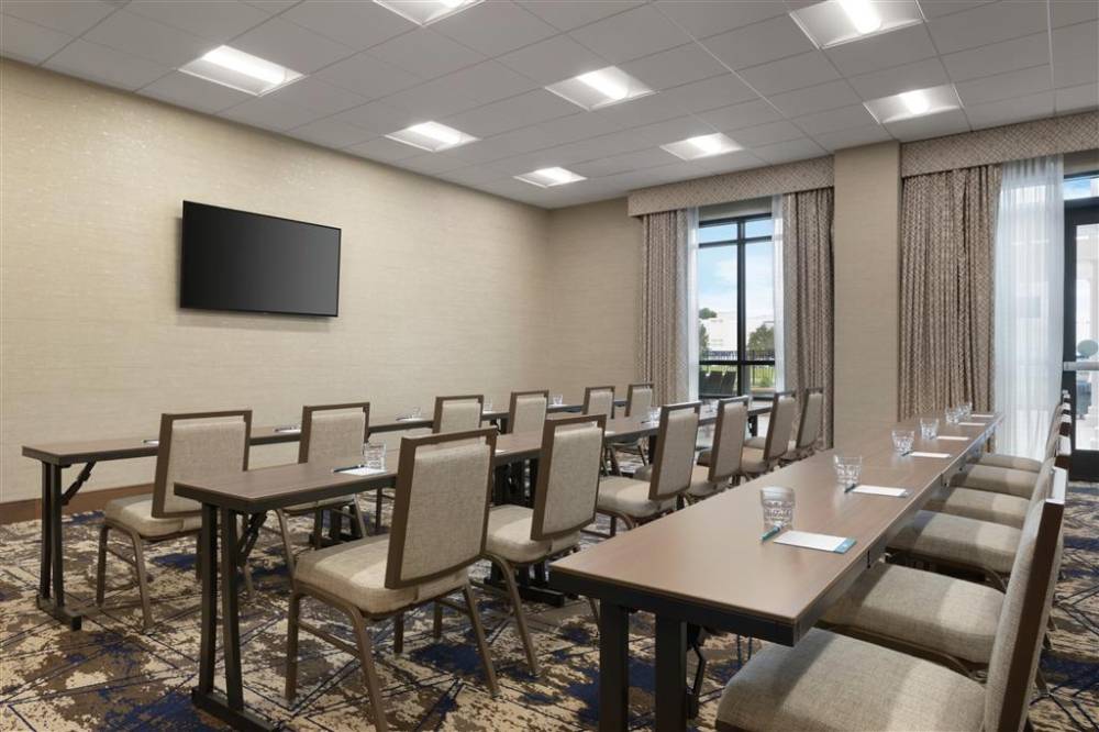 Homewood Suites By Hilton Albany Crossg 2