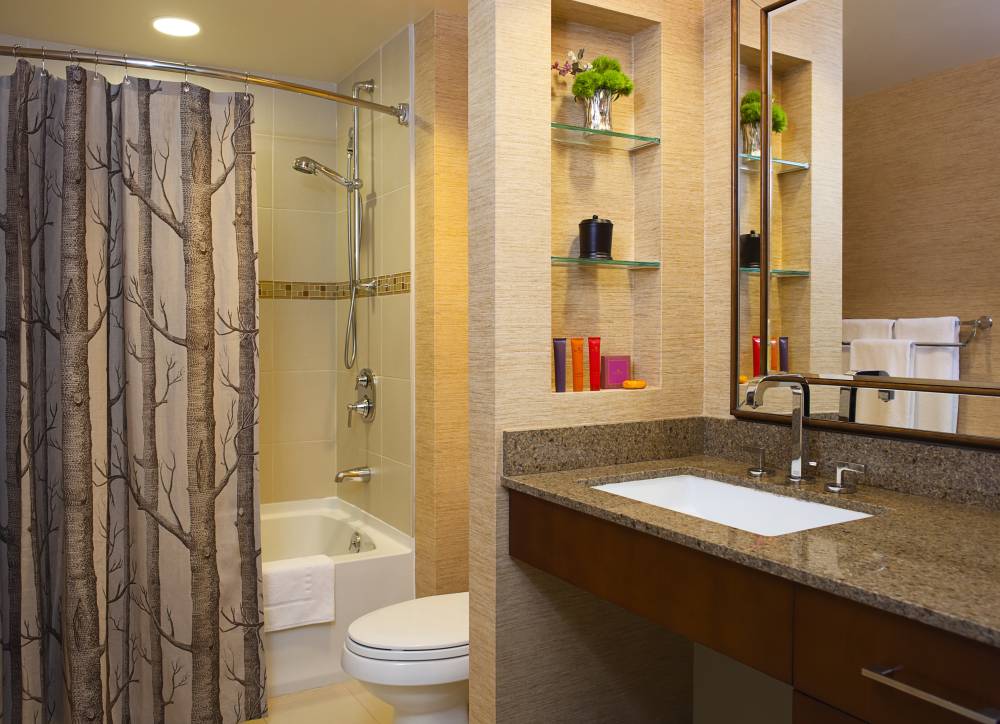 Luxury bath amenities in all guestrooms and suites