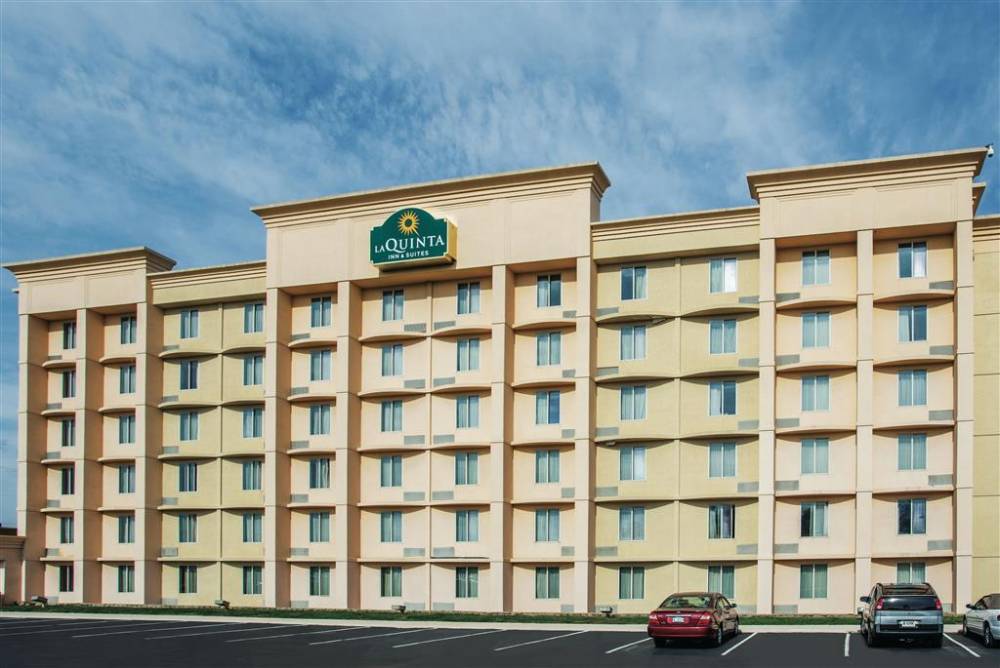 La Quinta Inn & Suites By Wyndham Indianapolis South 2