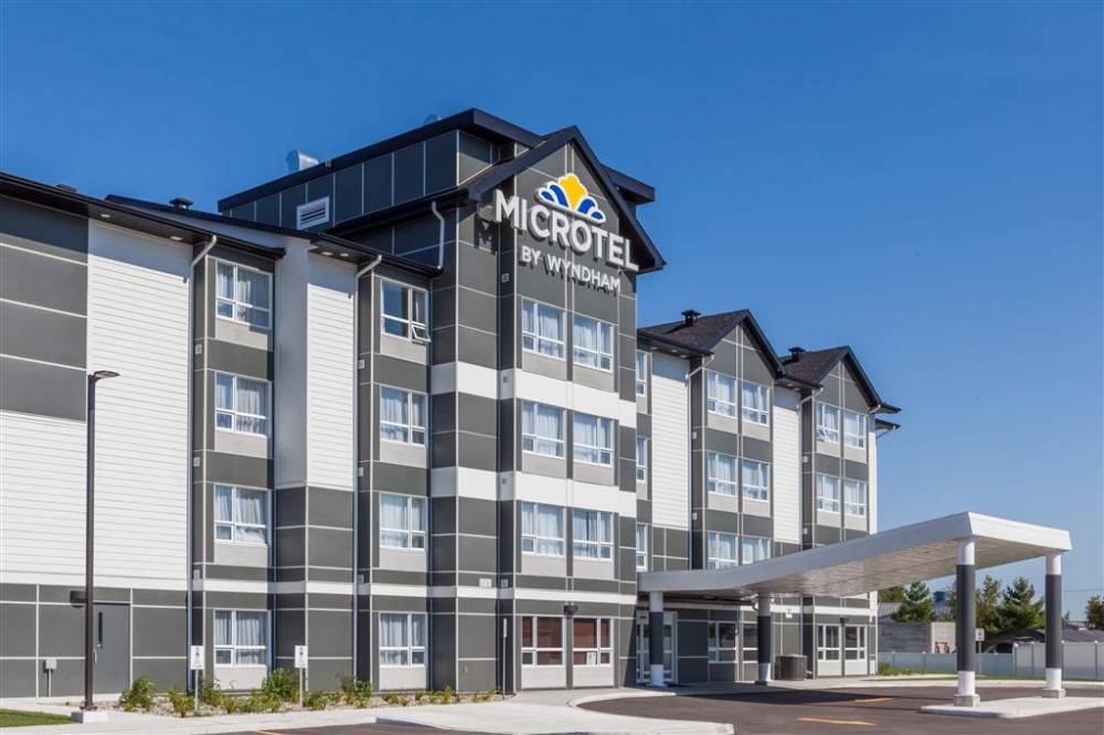 Welcome to Microtel Inn and Suites Casselman