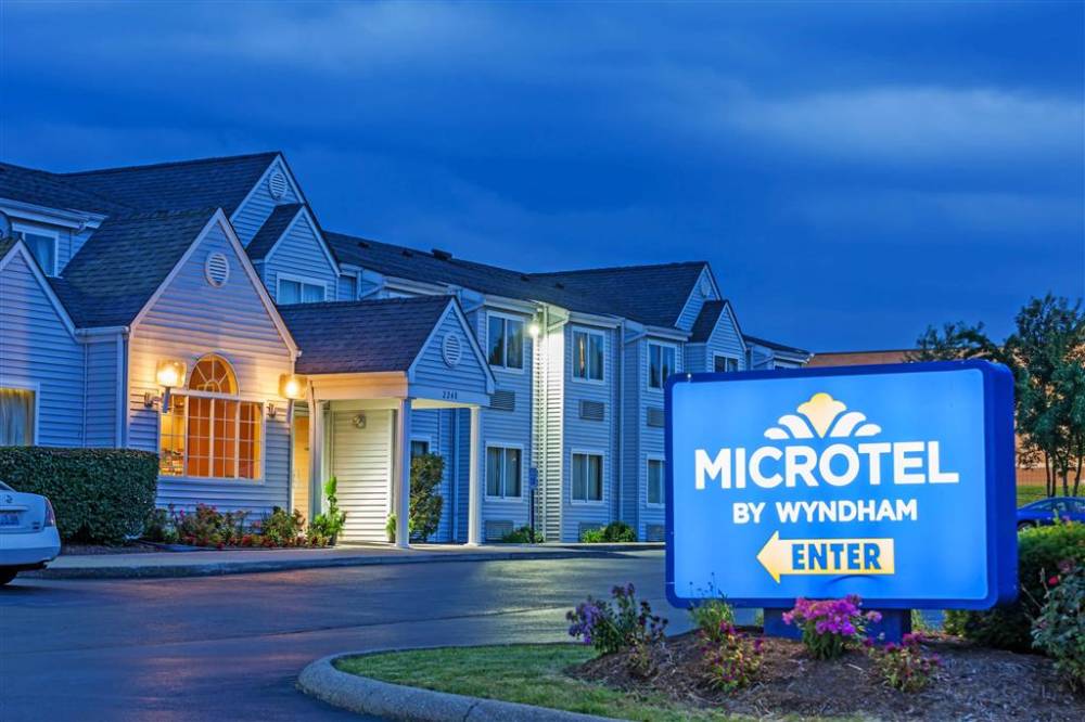 Microtel Inn and Suites by Wyndham Lexington