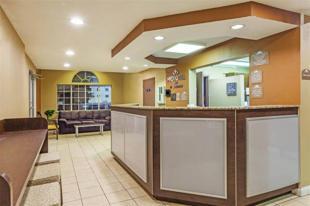 Microtel Inn & Suites By Wyndham Lexington 6