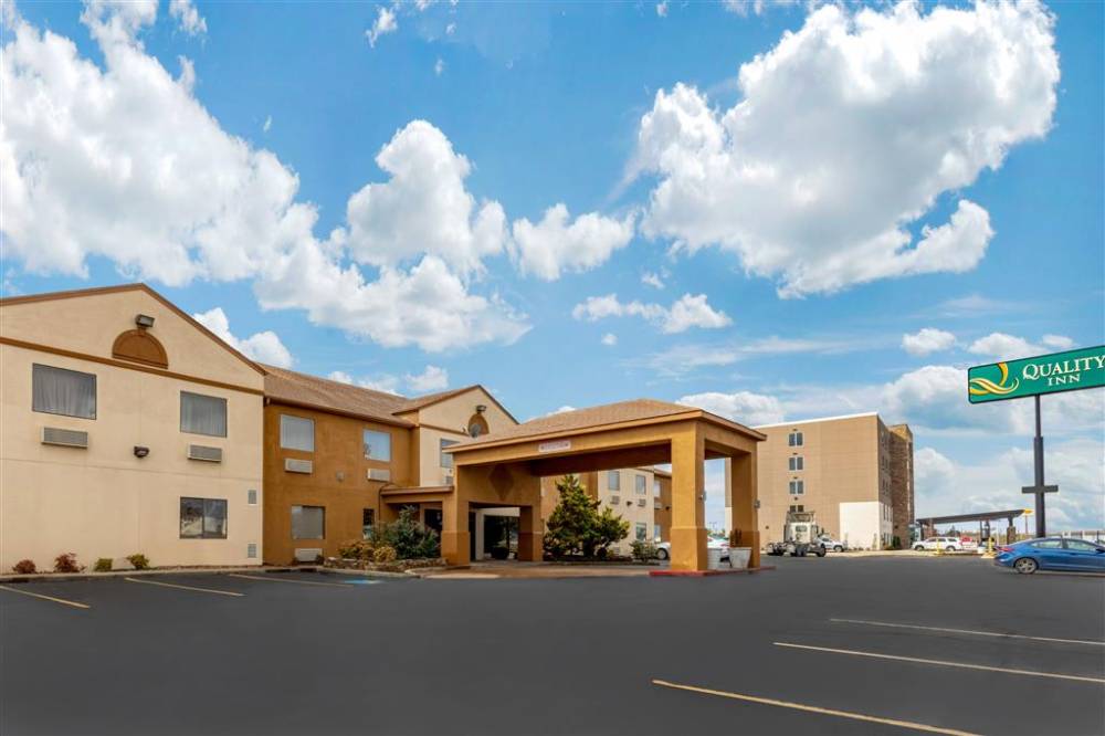 Quality Inn West Memphis I-40 2