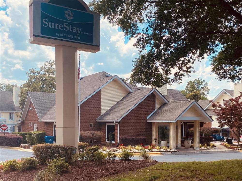 Surestay Studio By Best Western Charlotte Executive Park 1