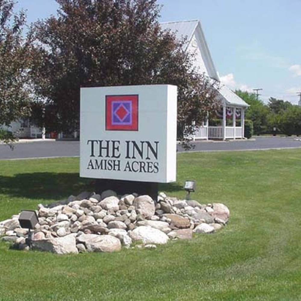 The Inn At Amish Acres 1