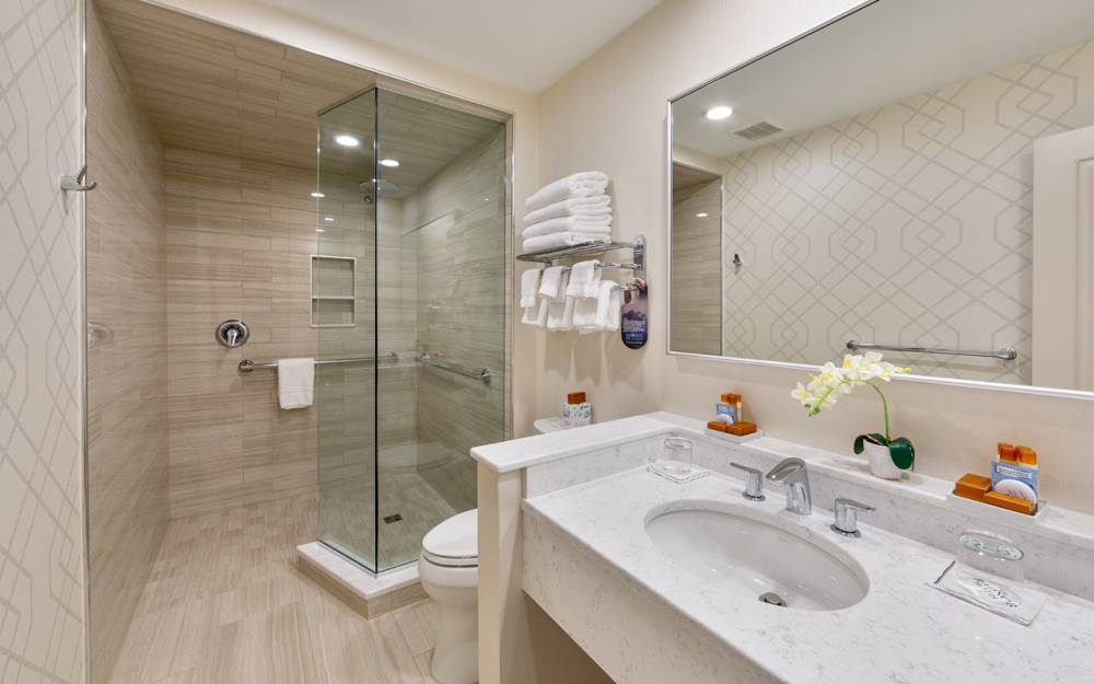 King Suite Bathroom