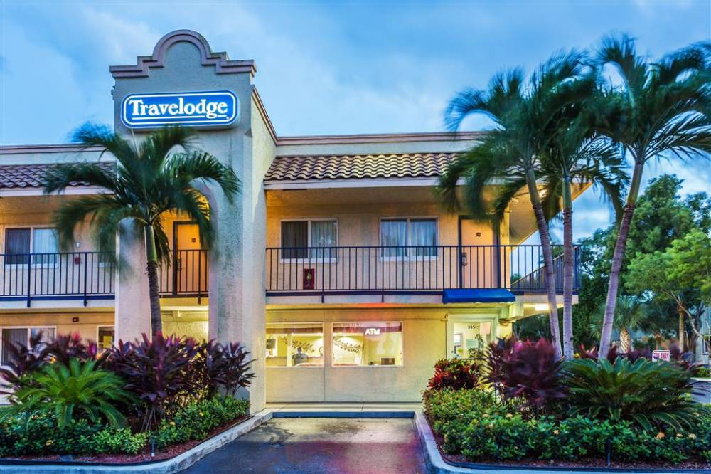 Welcome to the Travelodge Riviera Beach