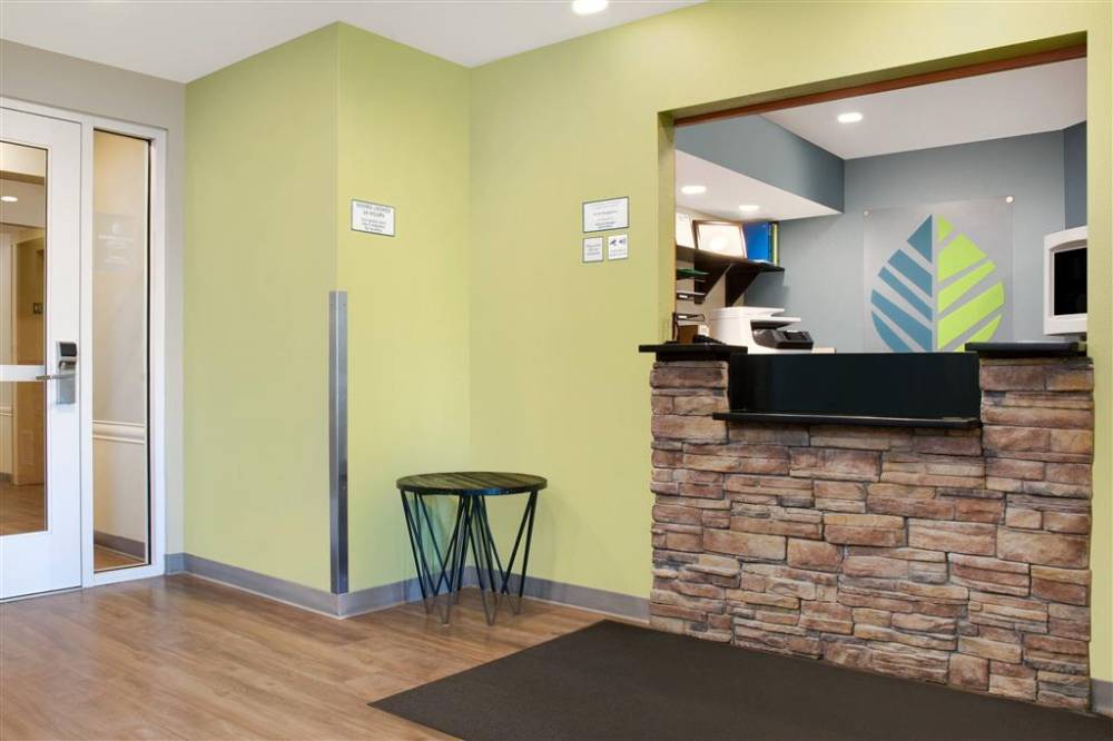 Woodspring Suites Nashville Airport 3