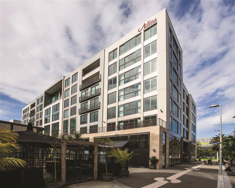 adina apartment hotel auckland britomart exterior