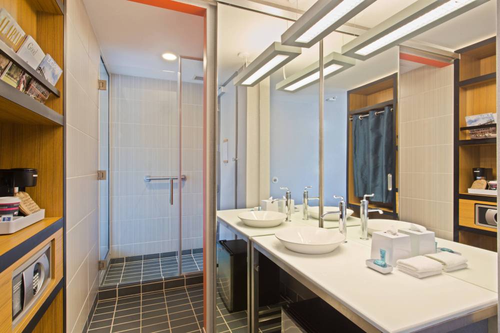 Guest Bathroom Vanity