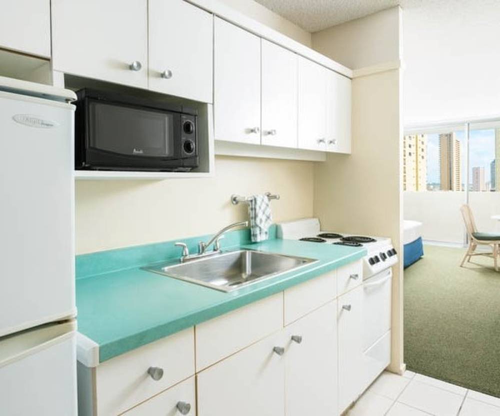 AMB-Guestroom-Kitchen_0.jpg