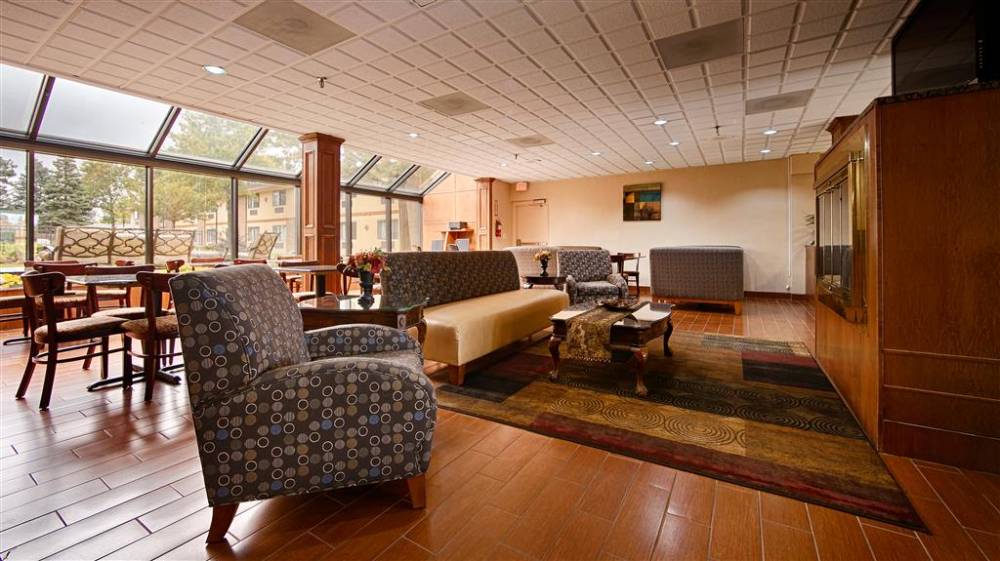 Best Western Detroit Livonia 4