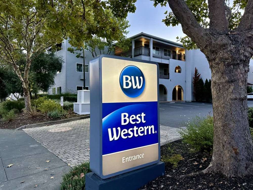 Best Western Dry Creek Inn 2