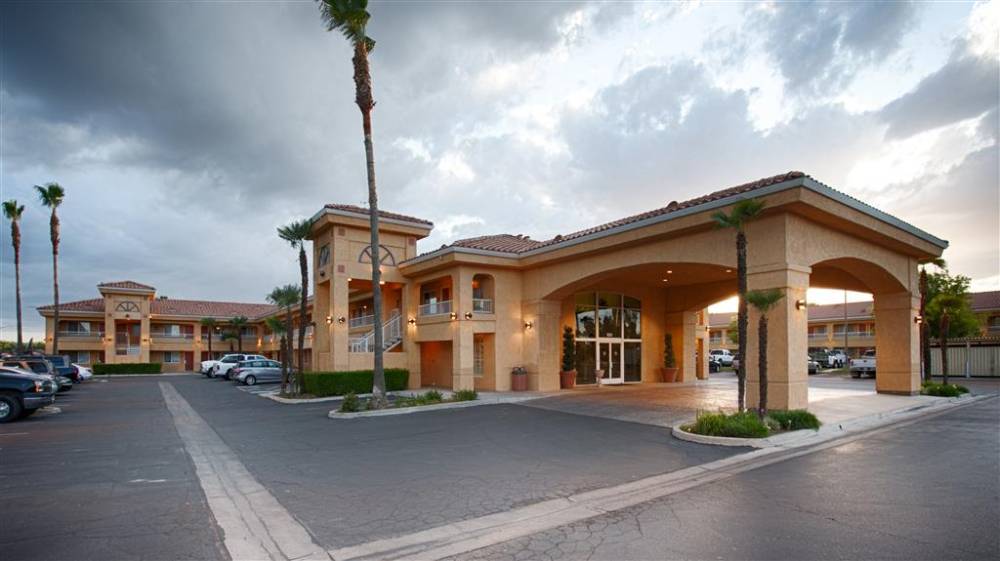 Best Western Inn & Suites Lemoore