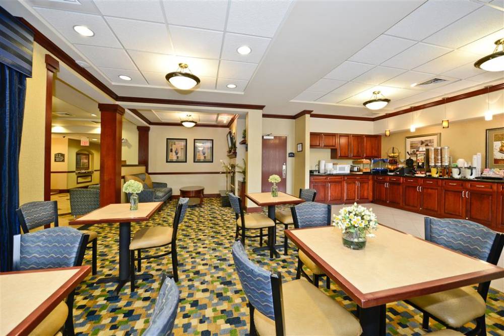 Best Western Monroe Inn & Suites 7