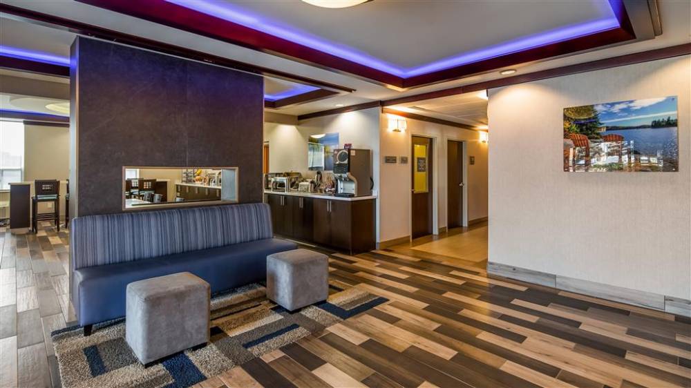 Best Western Plus Barrie 3