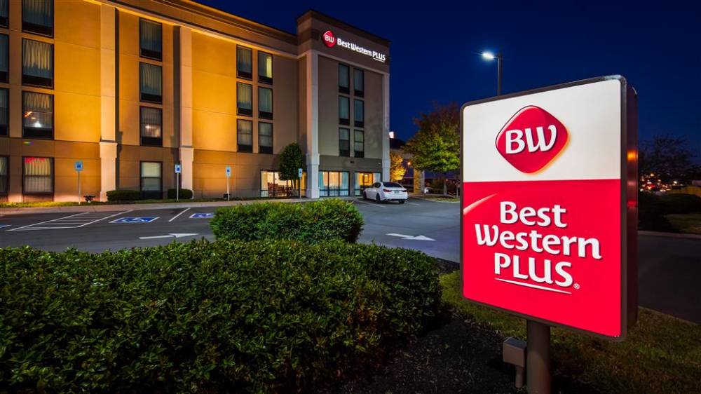 Best Western Plus Belle Meade Inn & Suites 3