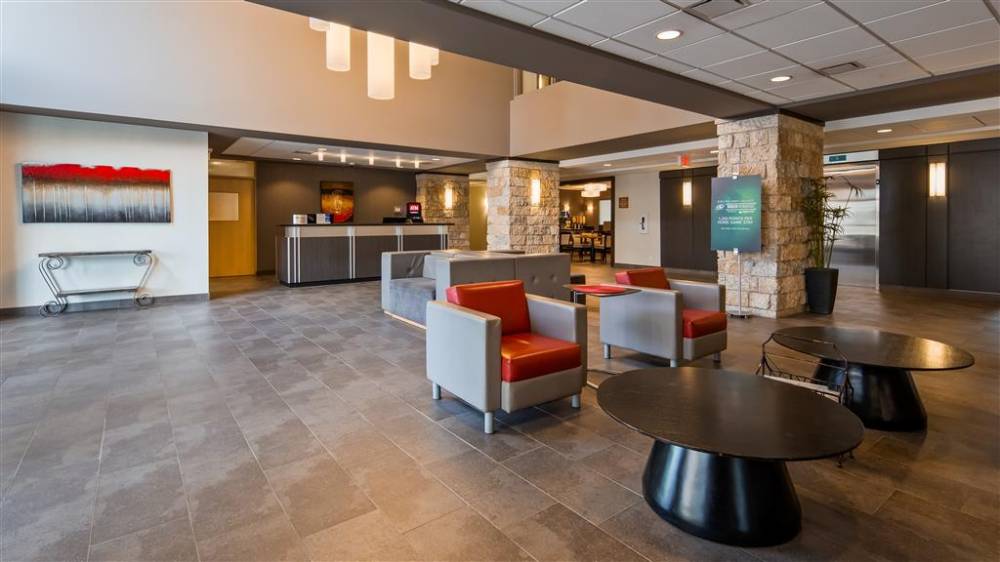 Best Western Plus Eastgate Inn & Suites 5