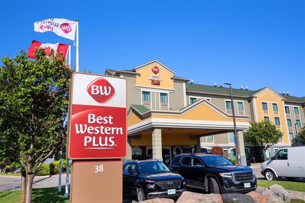 Best Western Plus Executive Inn 2