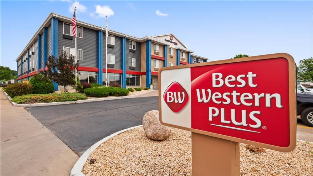 Best Western Plus Hudson WI I94