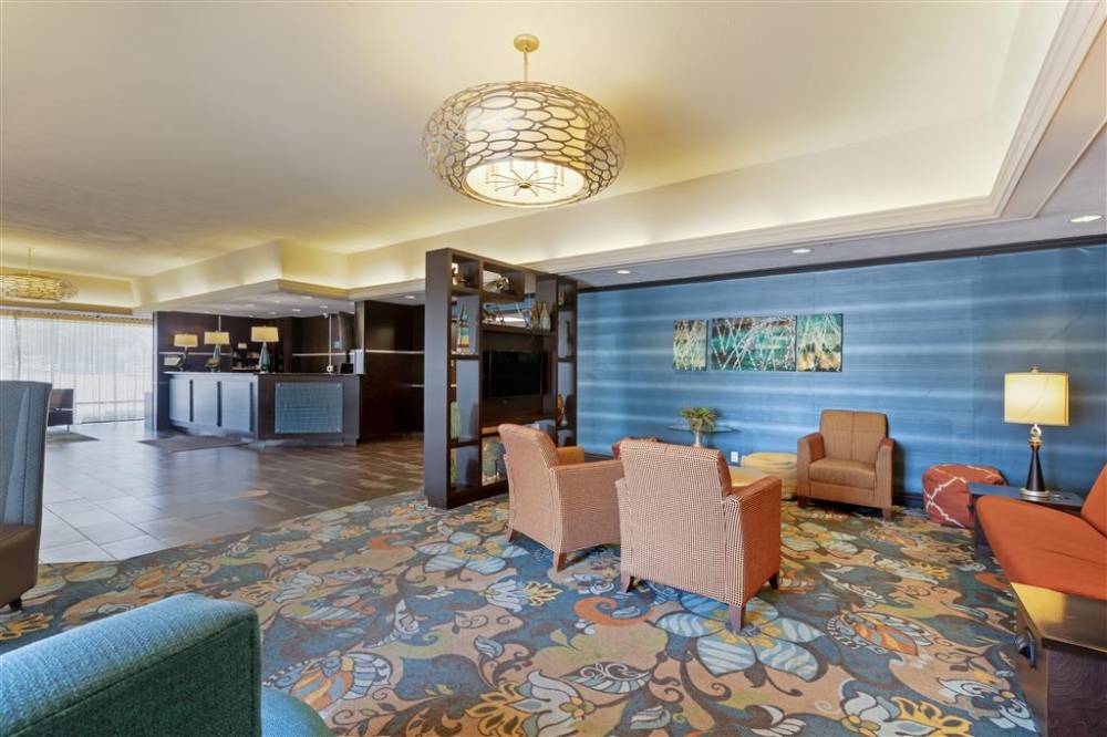 Best Western Plus Midwest Inn 3