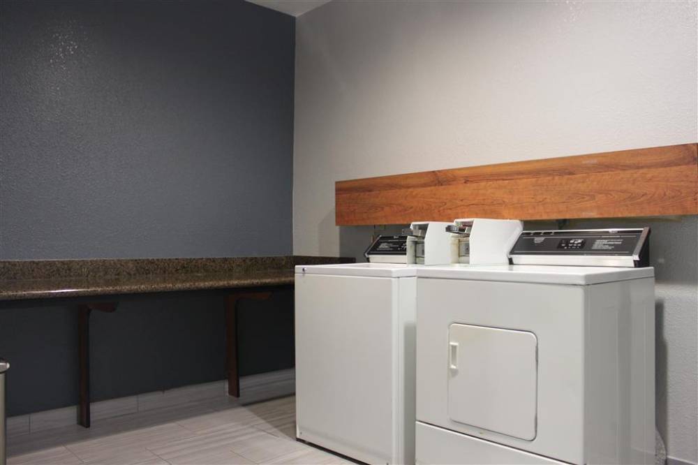 Best Western Plus North Houston Inn & Suites 5