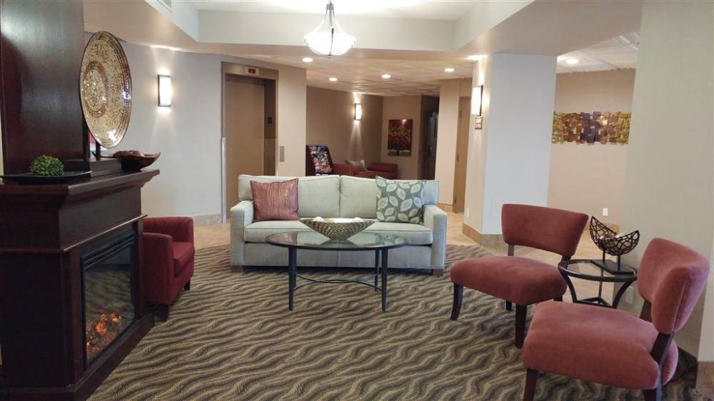 Best Western Plus Rose City Suites 9