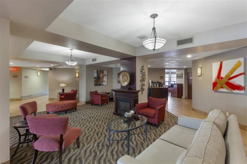 Best Western Plus Rose City Suites 8