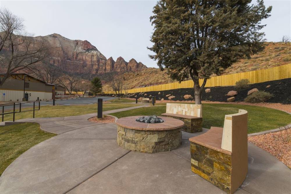 Best Western Plus Zion Canyon Inn & Suites 7