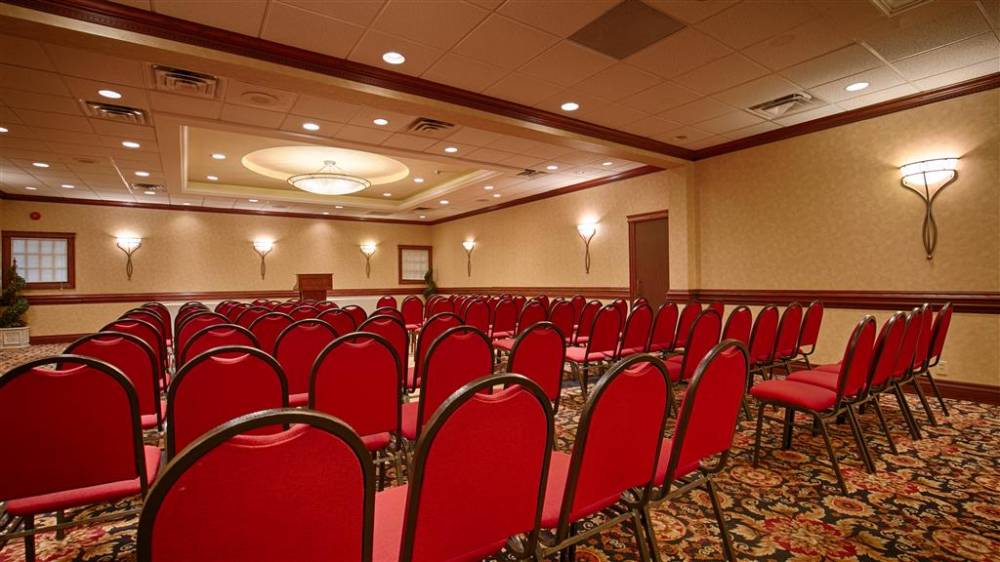 Best Western St Catharines Hotel & Conference Centre 4