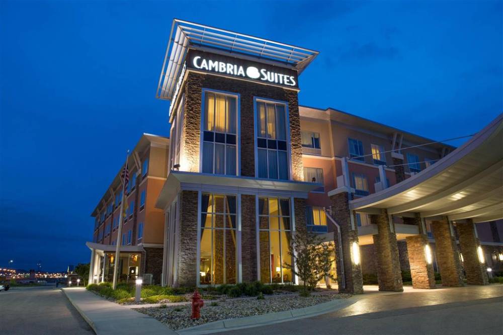 Cambria Hotel Rapid City Near Mount Rush 2