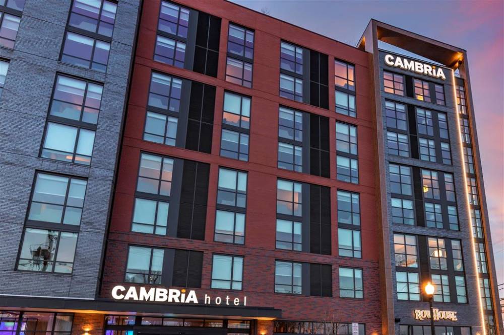 Cambria Hotel Washington Dc Capitol Rive 2