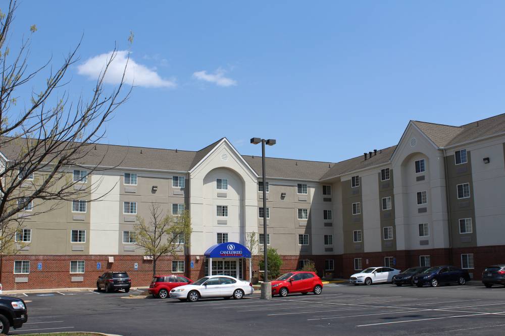 Candlewood Suites Herndon 9