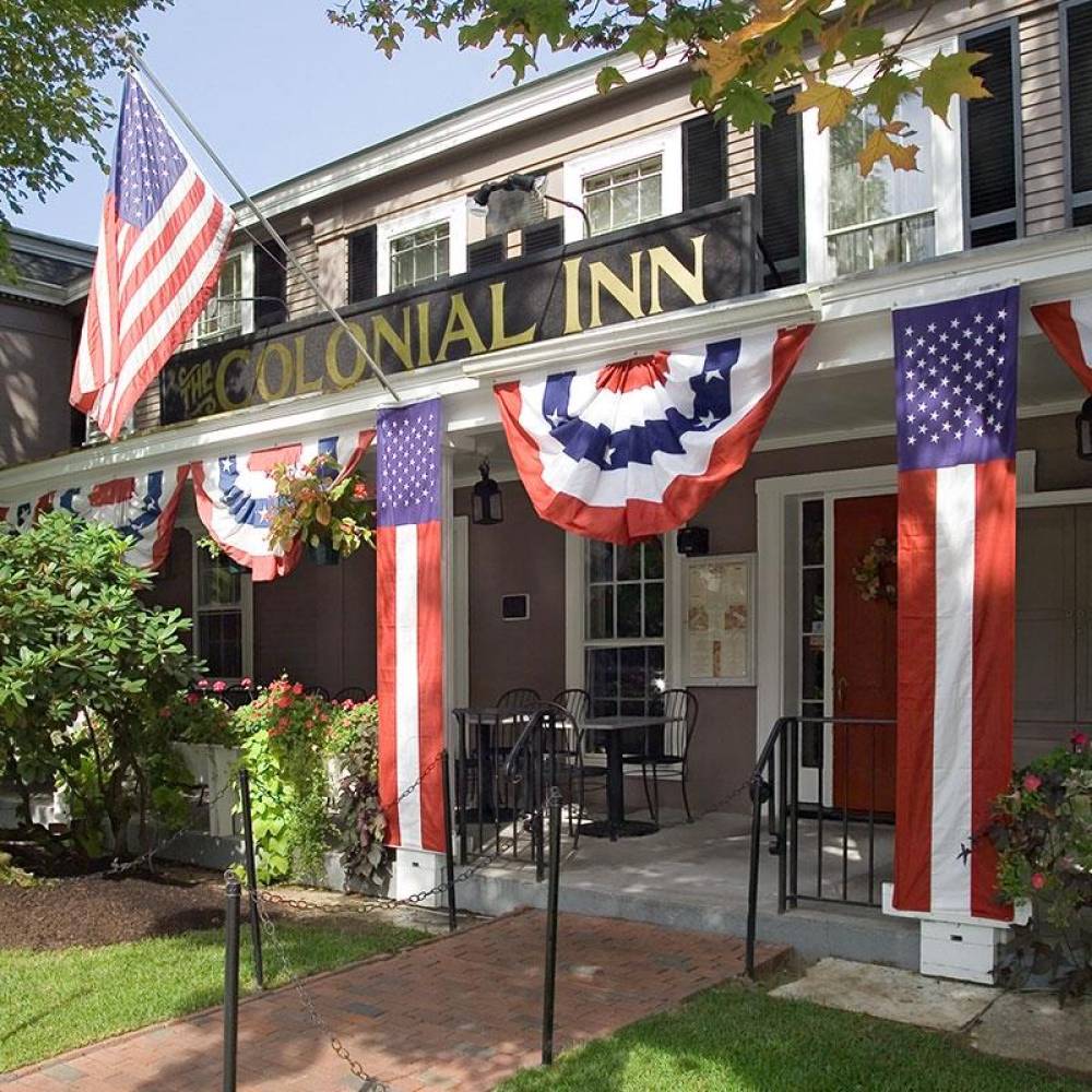 Colonial Inn Hotel And Suite 2