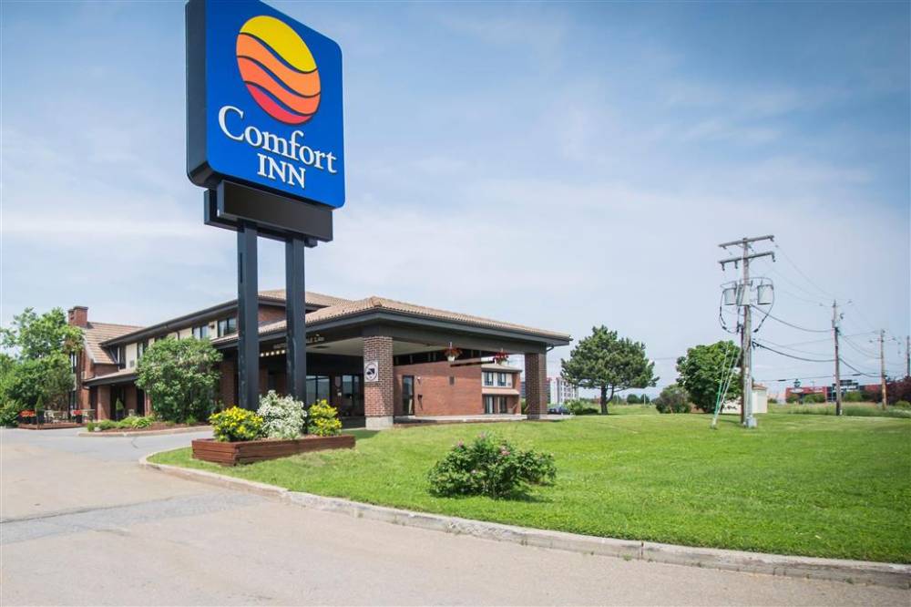 Comfort Inn Airport East 2