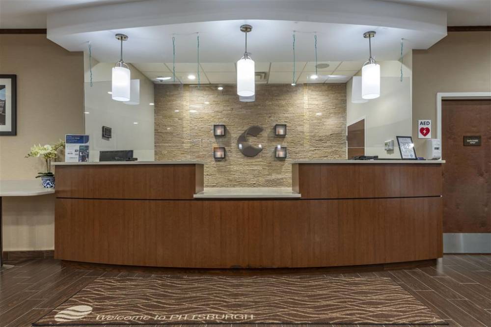 Comfort Inn And Suites 3